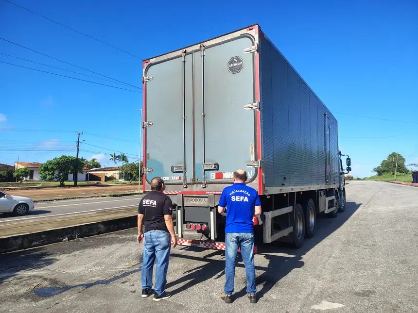 Fiscais apreendem mais de 8 toneladas de camarão avaliadas em R$ 137 mil, no Pará