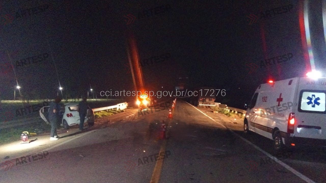 Motorista invade contramão e morre ao bater de frente com carreta em rodovia de Conchas