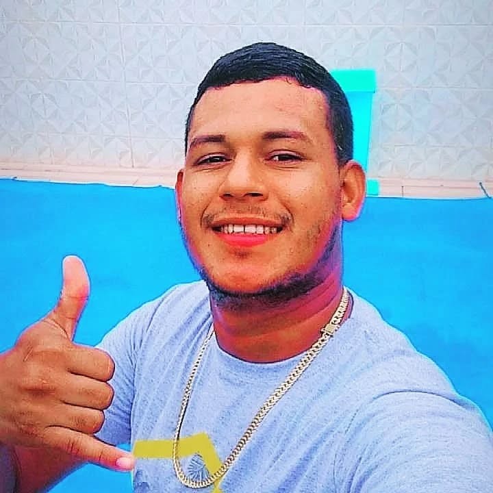 Motorista por aplicativo é morto a tiros dentro do veículo em Rio Largo