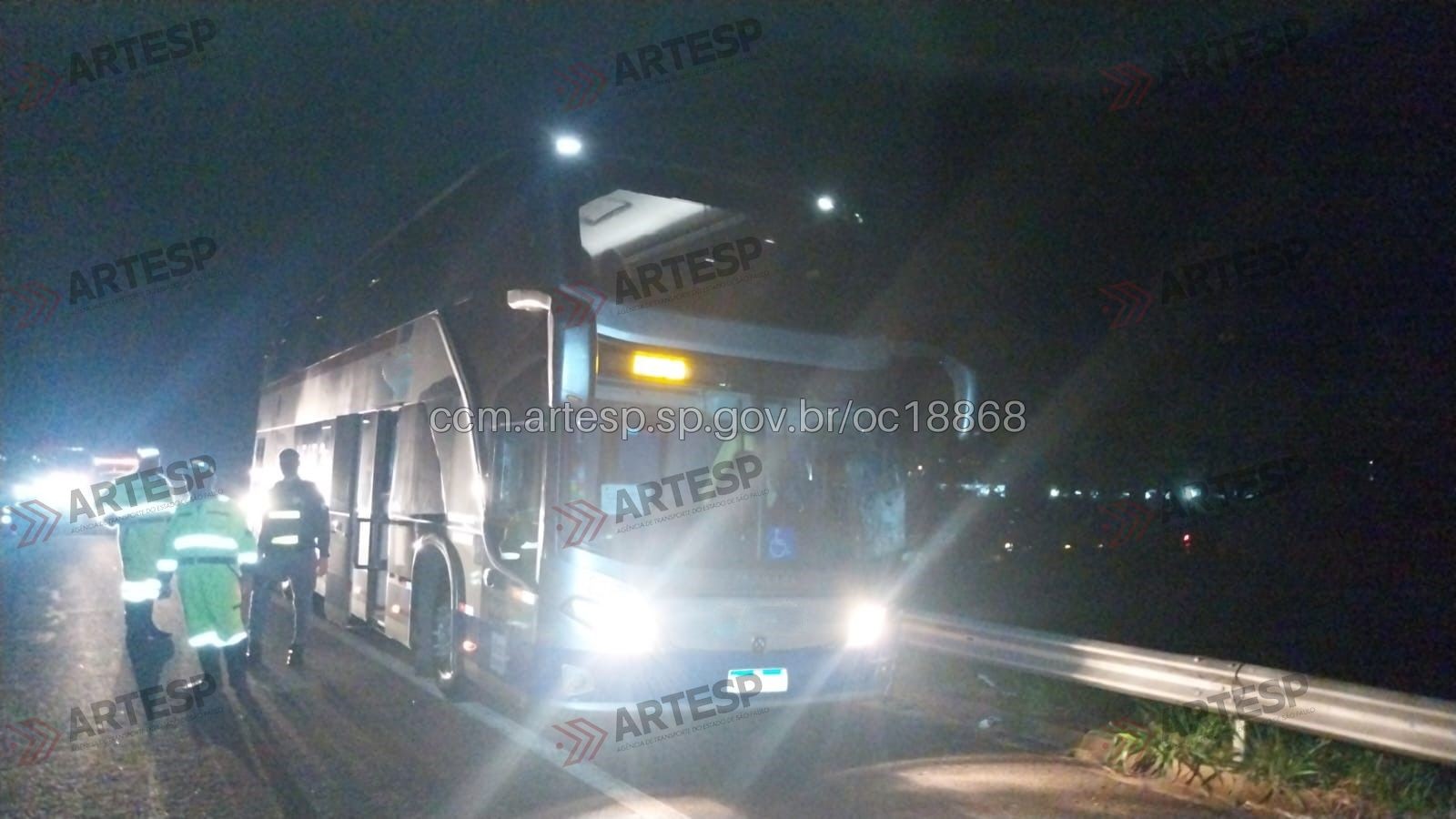 Motorista sai do carro após batida em rodovia e morre atropelado por ônibus em Ribeirão Preto, SP