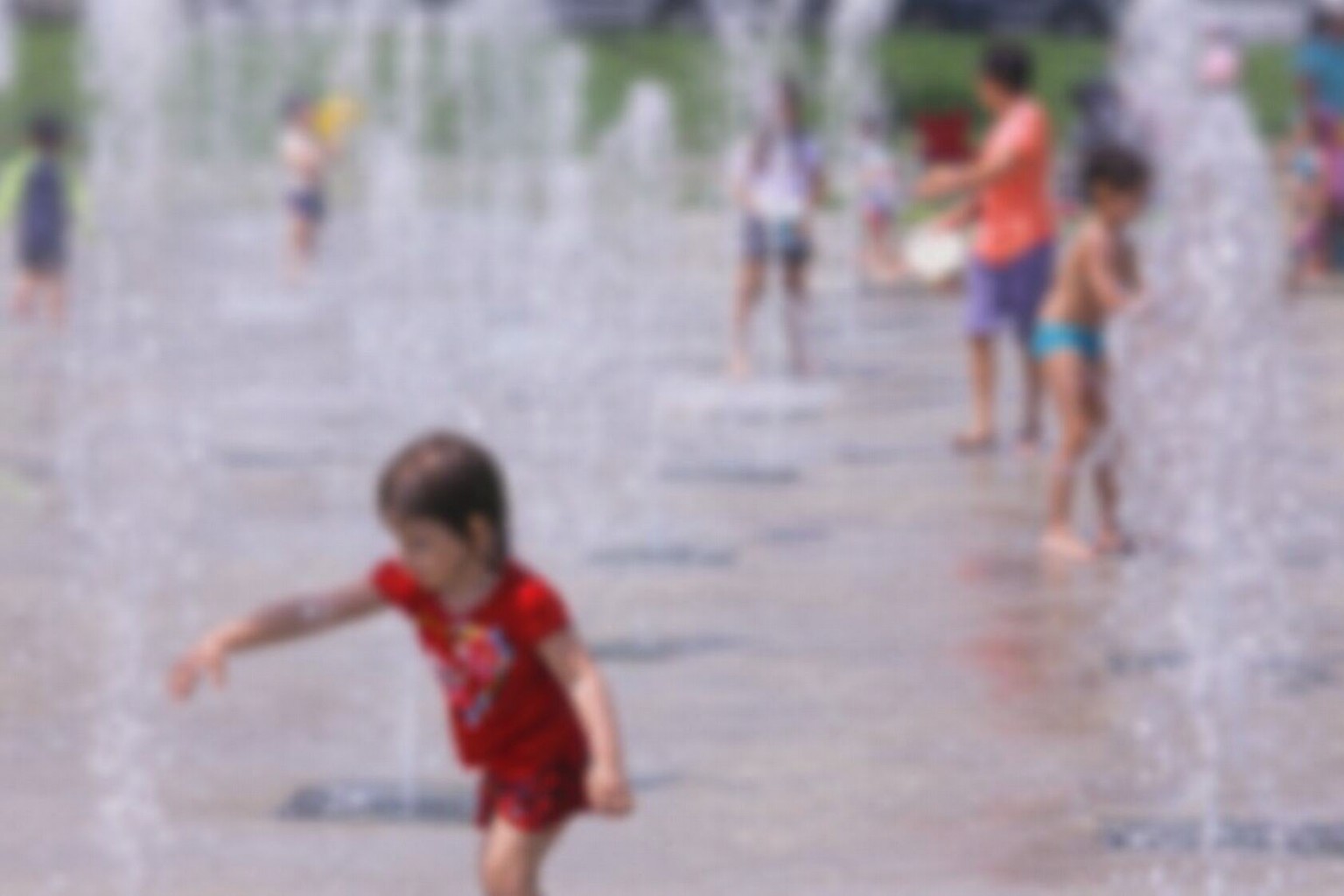 Piscinas verticais funcionam de terça a domingo no verão