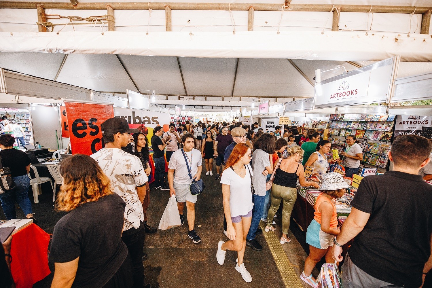 14ª Feira de Livros e Quadrinhos começa nesta sexta (25) em Natal; veja programação