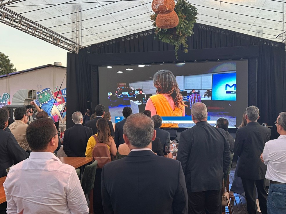 Convidados assistiram o MS2 ao vivo direto da TV Morena — Foto: Rafaela Moreira/ g1MS
