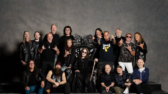 Ozzy Osbourne fez seu último show, com o Black Sabbath, no começo do mês - Um dos criadores do heavy metal com a banda, cantor lendário morreu aos 76 anos.