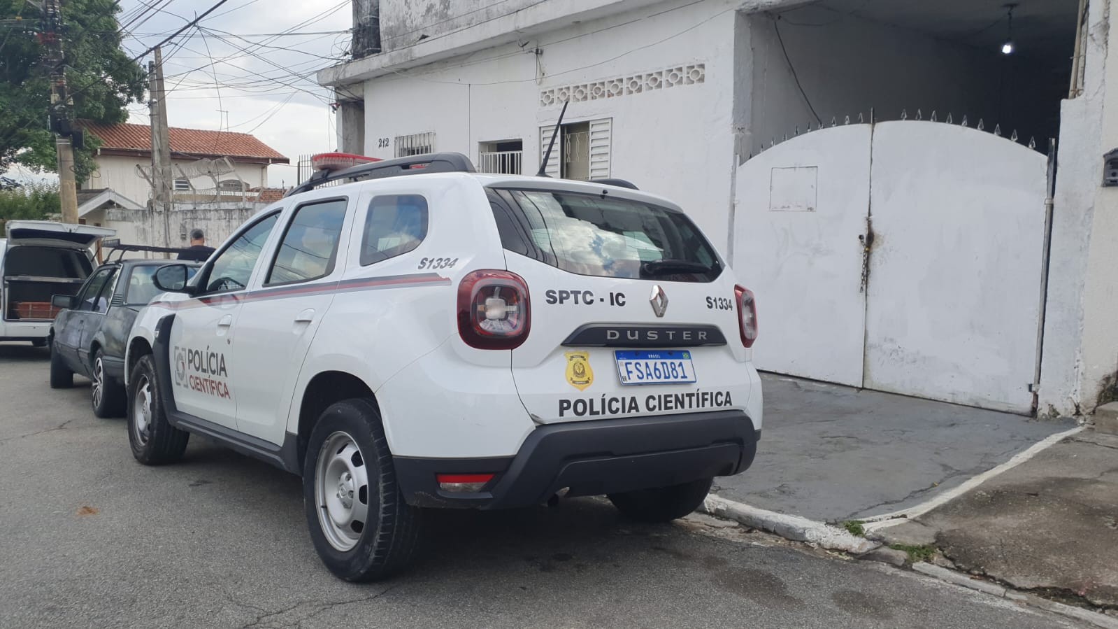 Mulher morre e homem fica ferido após serem baleados em São José dos Campos