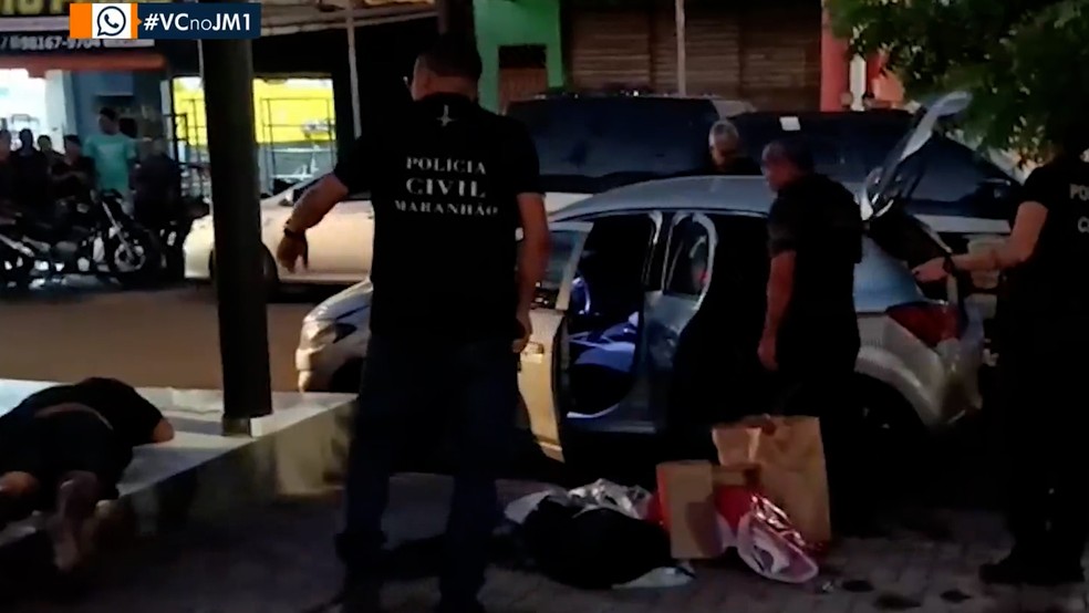 Contador e empresário são presos em flagrante instalando ‘chupa-cabra’ em agência bancária no interior do MA — Foto: Reprodução/TV Mirante