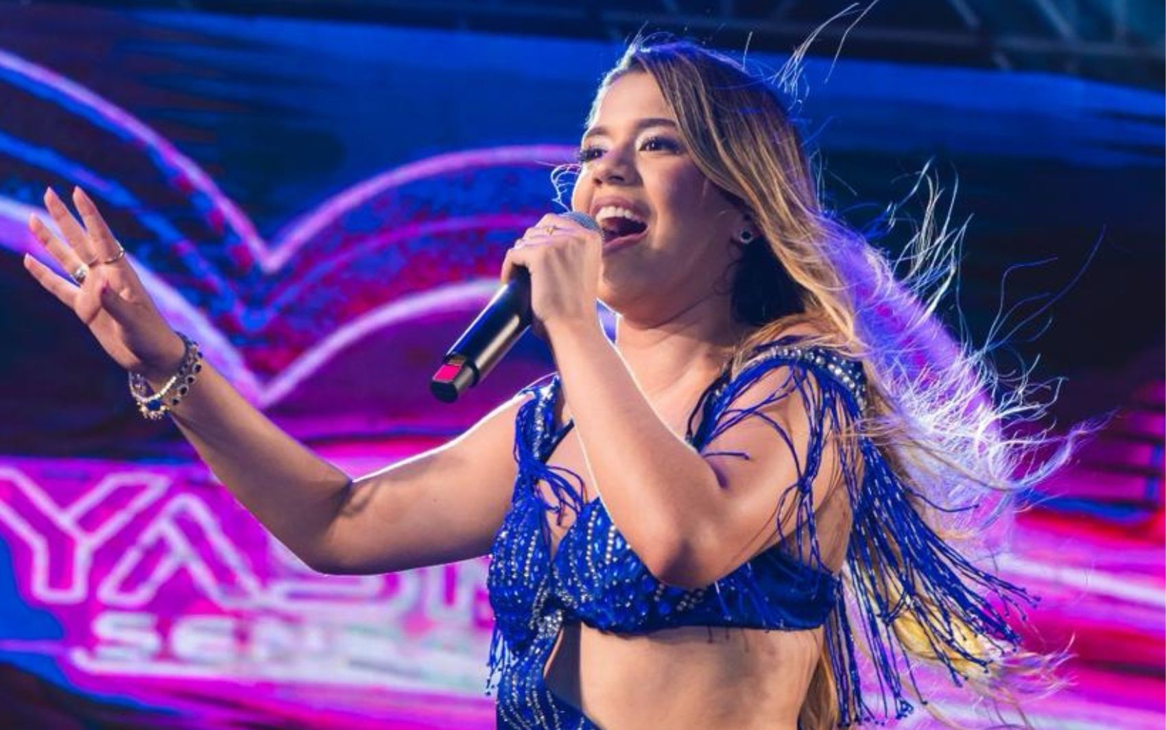 Yasmin Sensação apresenta pocket show gratuito em Aracaju 