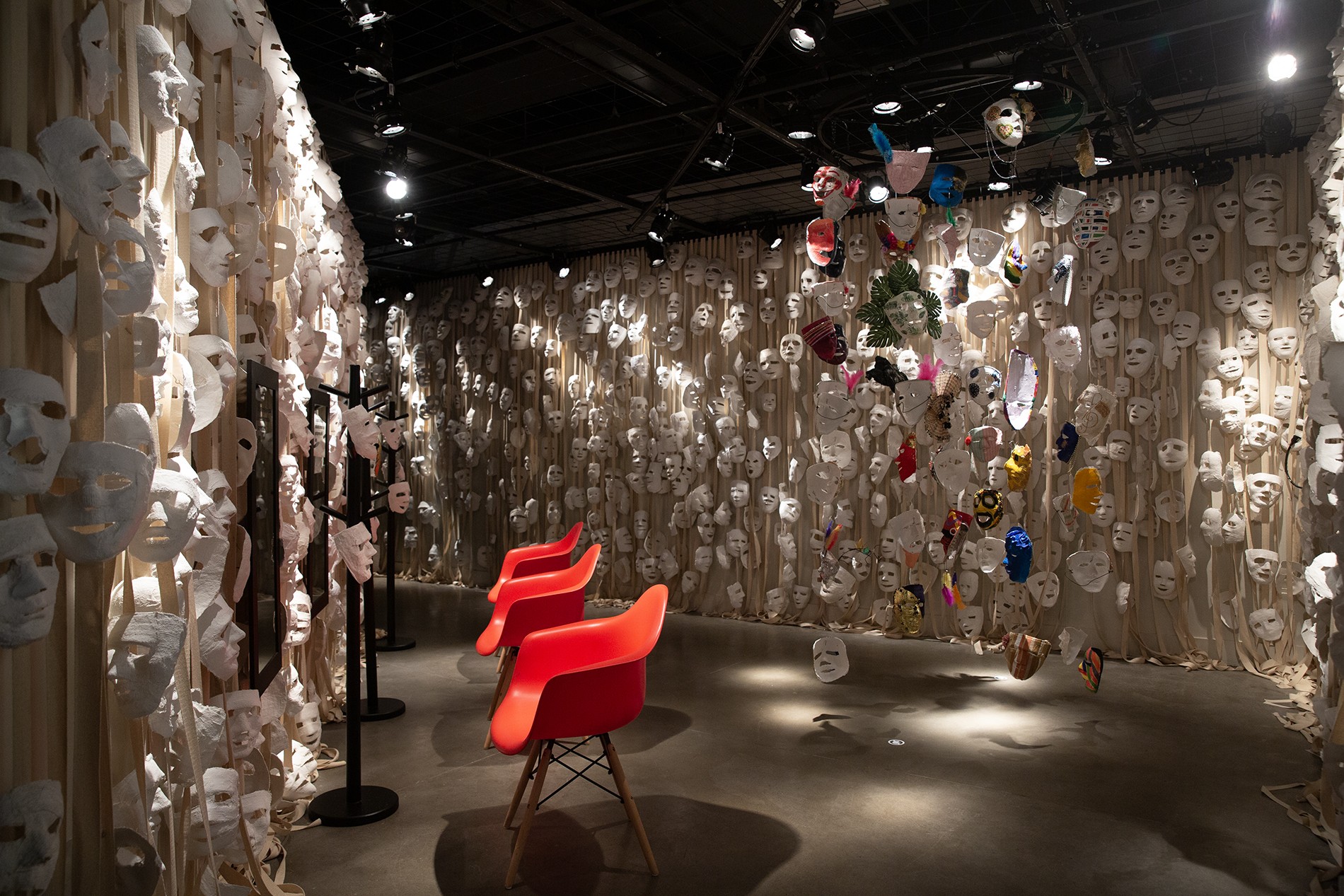 CCXP25, exposição de Carl Jung, concerto natalino, Terno Rei, espetáculos e mais; veja o que fazer em SP