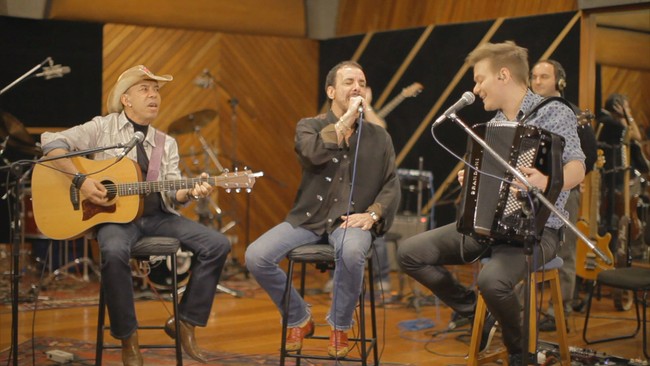 Michel Teló canta com Chrystian e Ralf