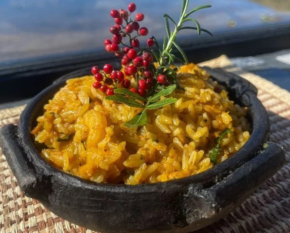 Arroz de mariscos do Espera Maré, na Barra do Jucu — Foto: Espera Maré/Divulgação