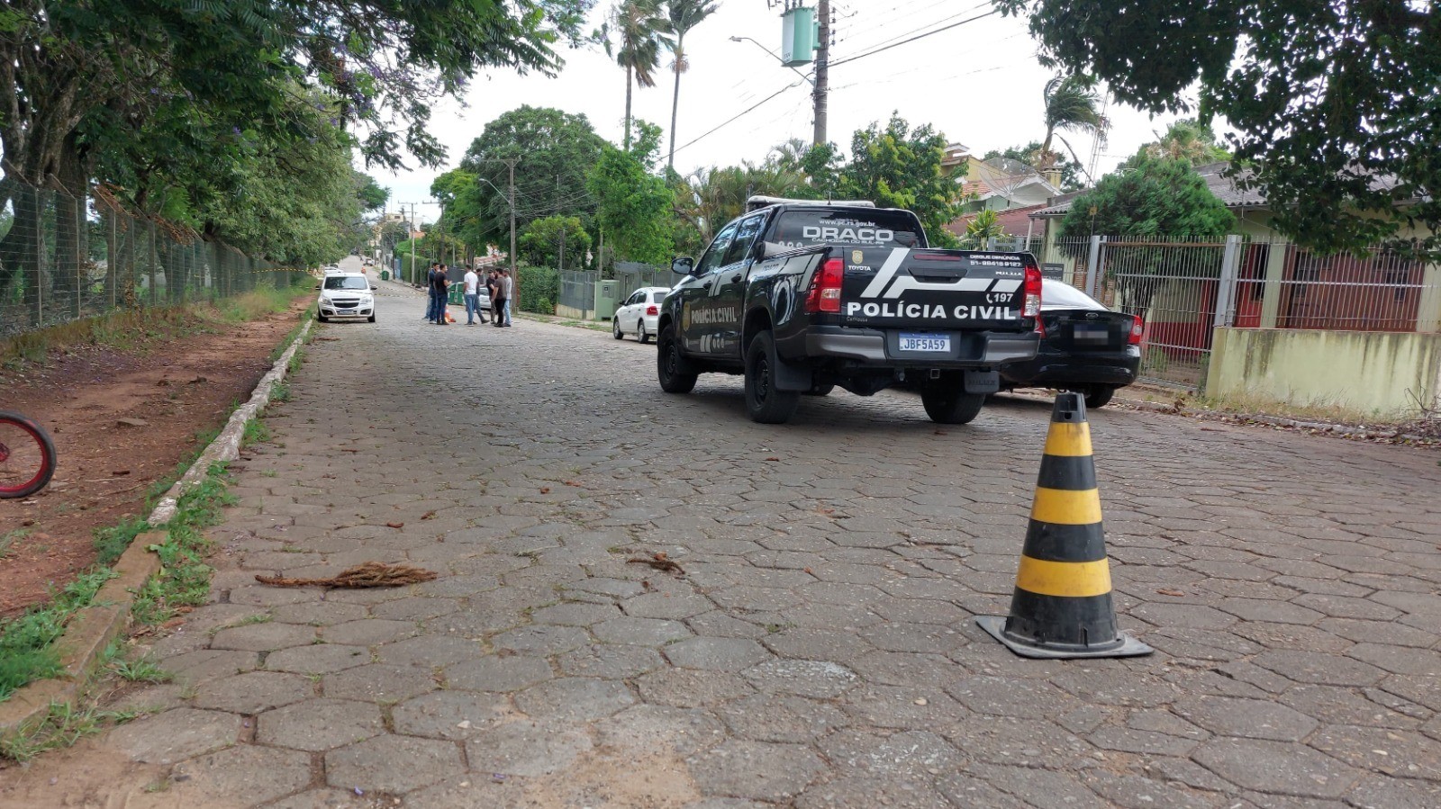 Homem é executado a tiros dentro de caminhonete na frente de casa em Cachoeira do Sul