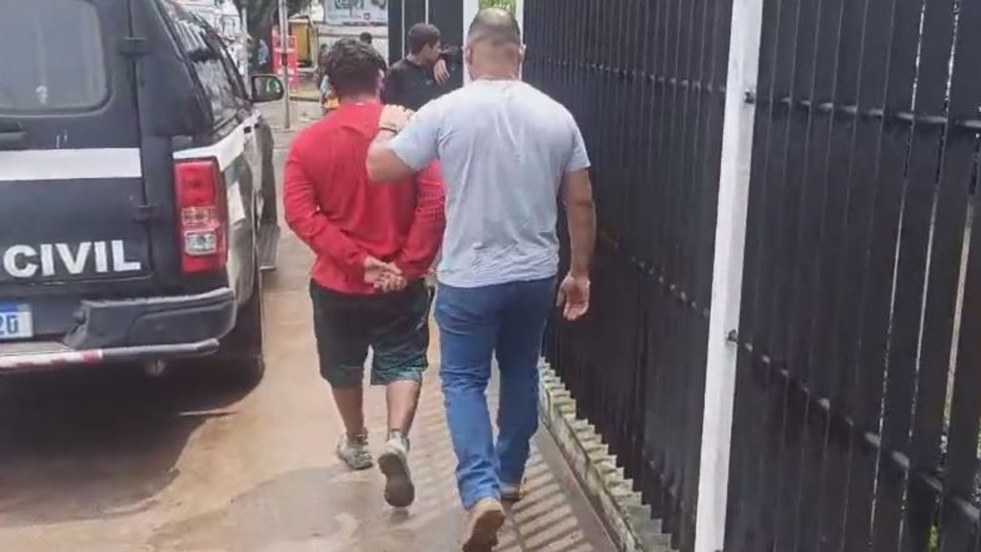 Suspeito de roubar moto e assaltar comércio é preso em Macapá