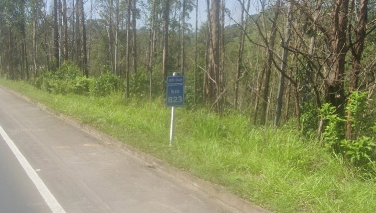 Motorbike pillion dies after being thrown and run over by car on BR-040