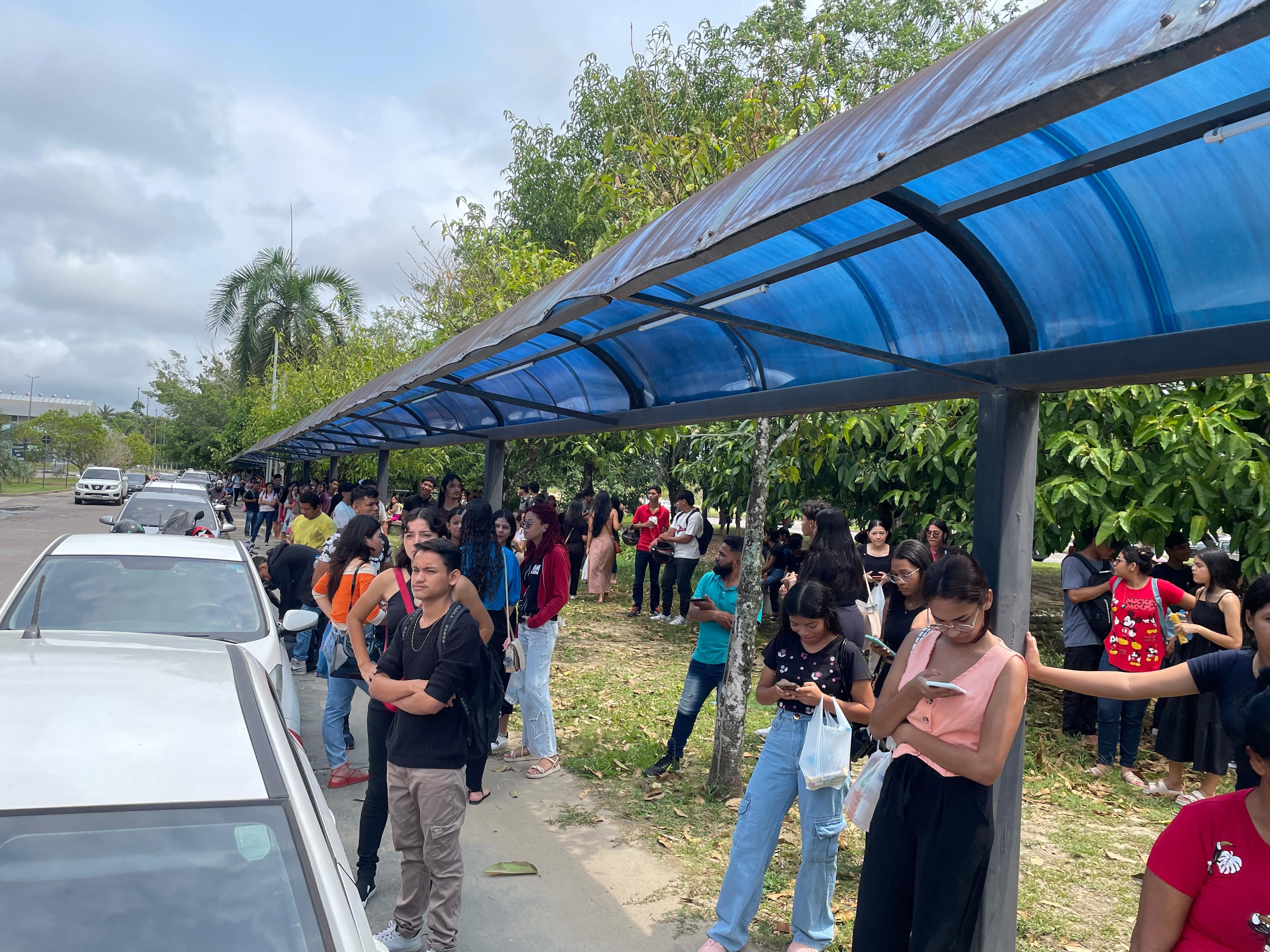 Estudantes demonstram tranquilidade antes do 2º dia de prova do Enem 2024 em Manaus