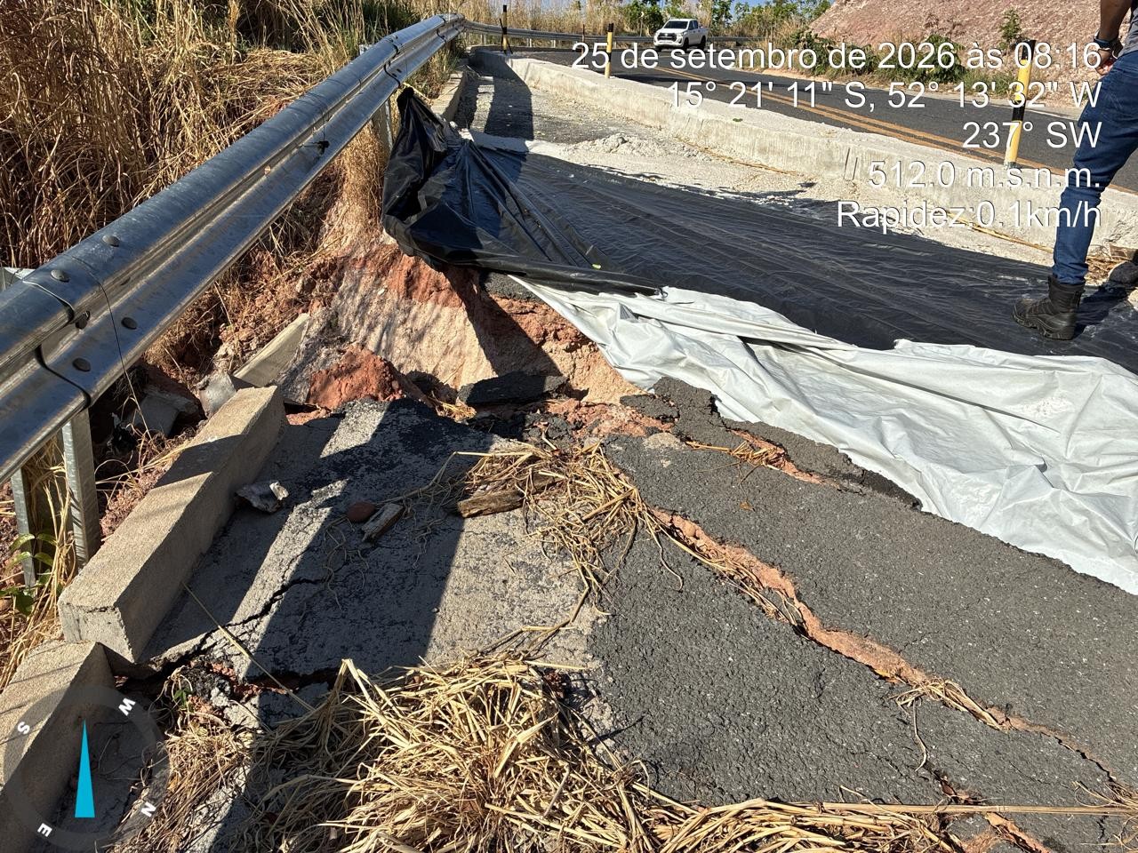 Deslizamentos e rachaduras da pista em área turística de MT levam município a decretar calamidade pública