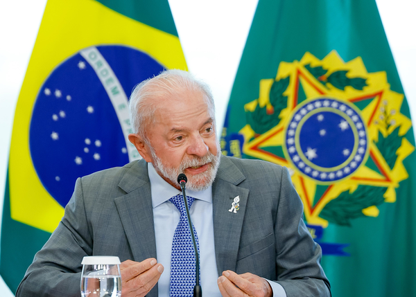 Lula critica uso de IA nas eleições e diz que não utilizará tecnologia em campanha política