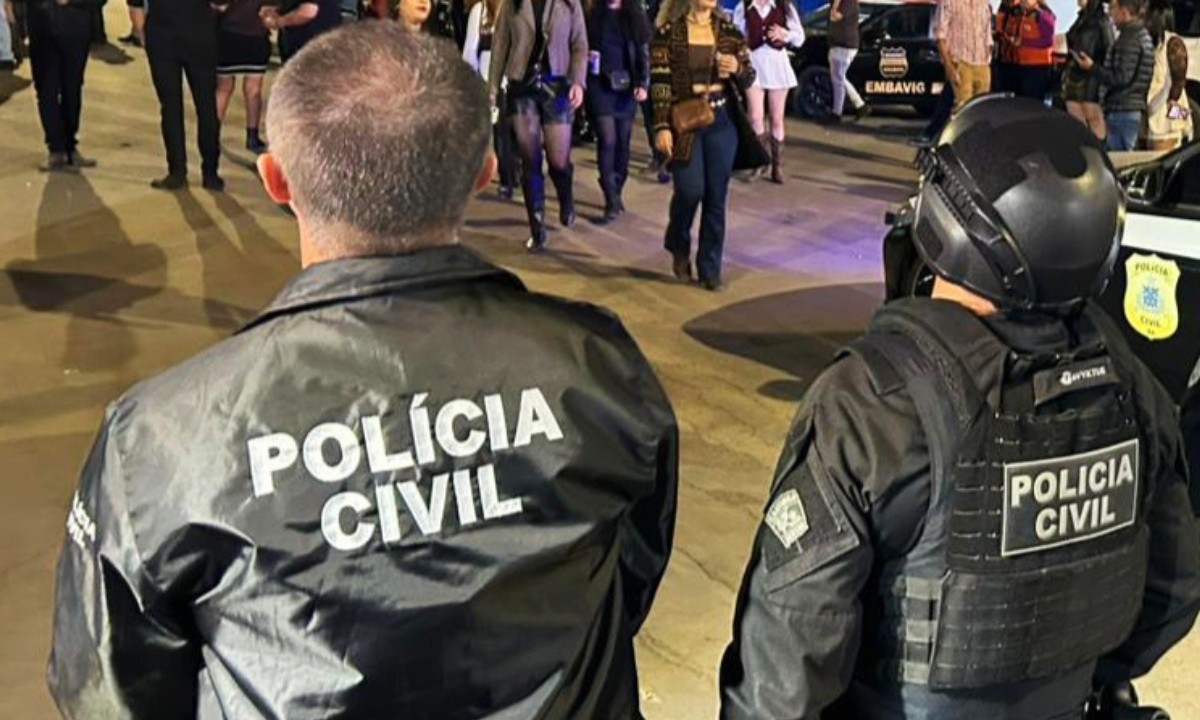 Homem é preso por porte ilegal de arma de fogo após intimidar comerciante em festa junina na BA