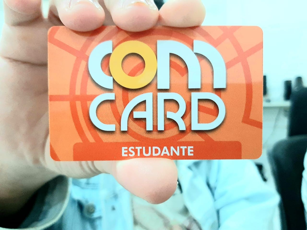 Estudantes já podem realizar o recadastramento do ComCard em Porto ...
