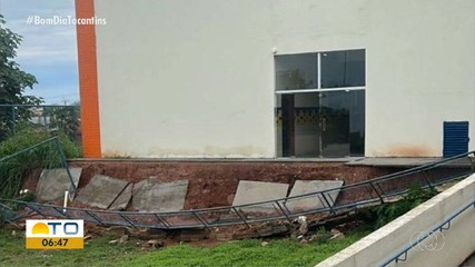 Parte da estrutura externa de escola da rede estadual desaba após chuvas em Paraíso do TO