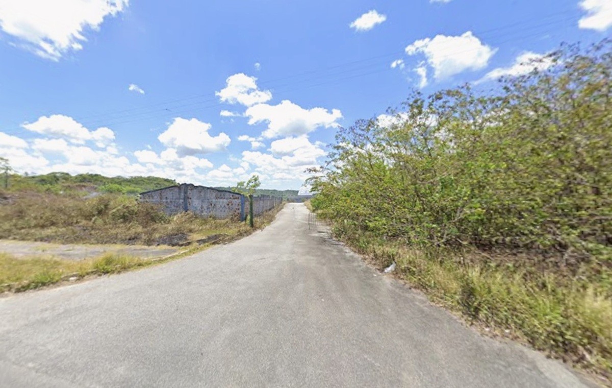 Corpo carbonizado é encontrado em rua perto da Arena de Pernambuco, no Grande Recife
