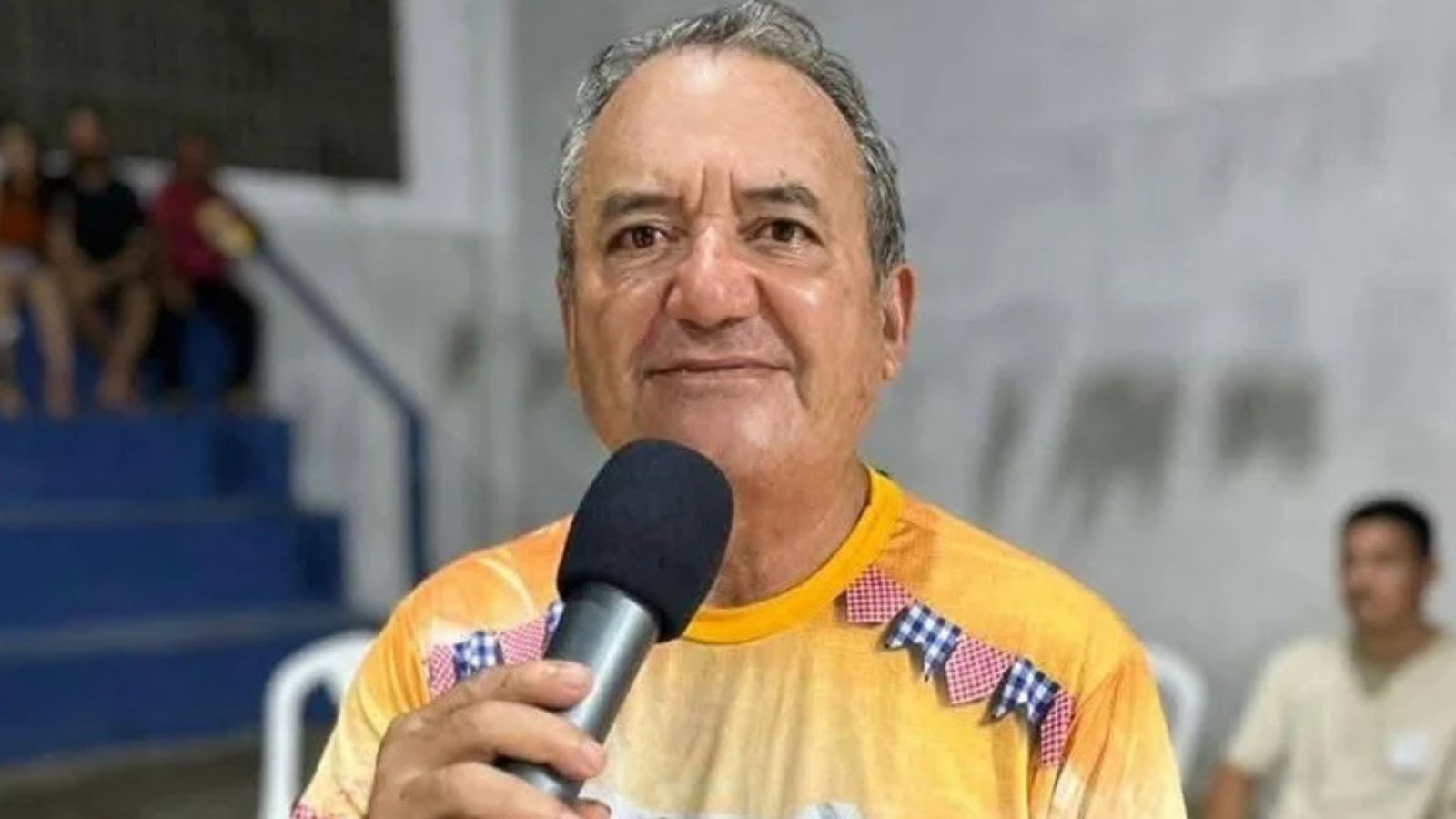 Radialista Gilberto Veras e outro homem morrem após ataque a tiros no litoral do Piauí