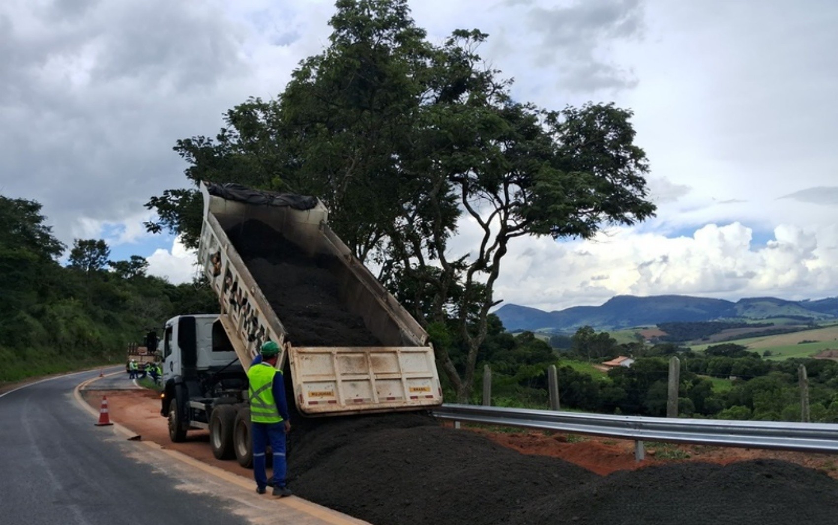 Rodovias do Sul de Minas passam por obras nesta semana; veja quais e se programe