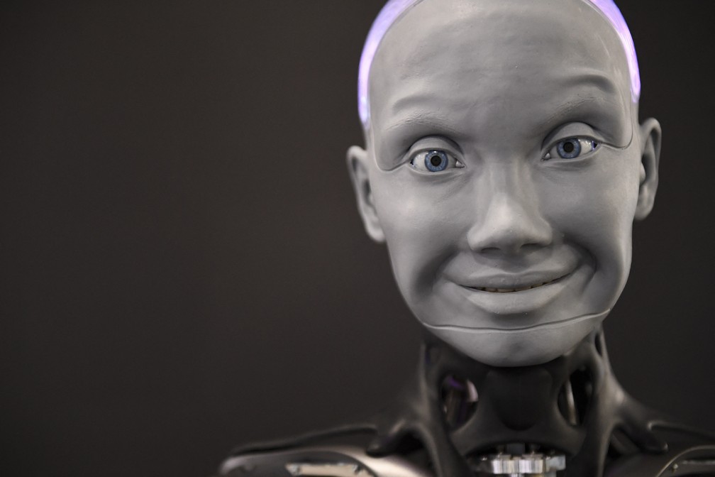 Ameca, o robô humanoide que impressiona por semelhança com humanos