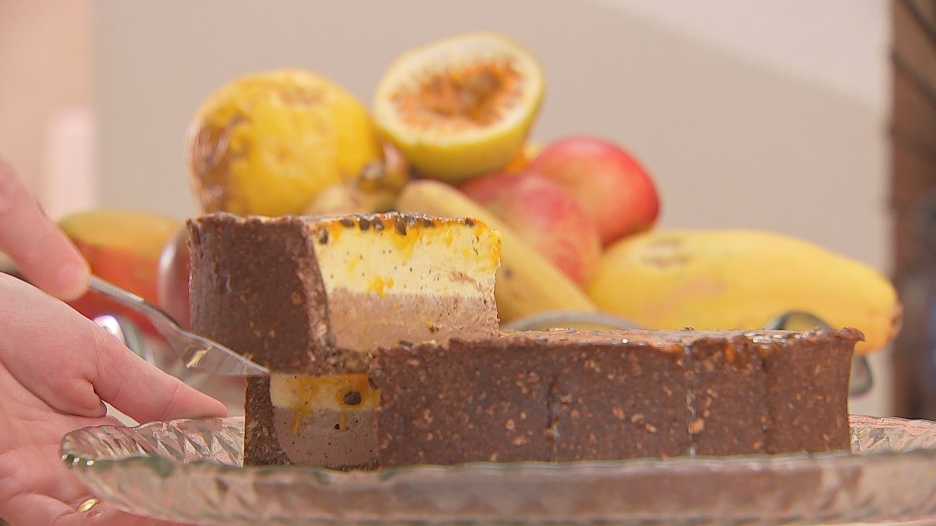 Receita Nosso Campo: aprenda a fazer uma deliciosa torta de maracujá com chocolate