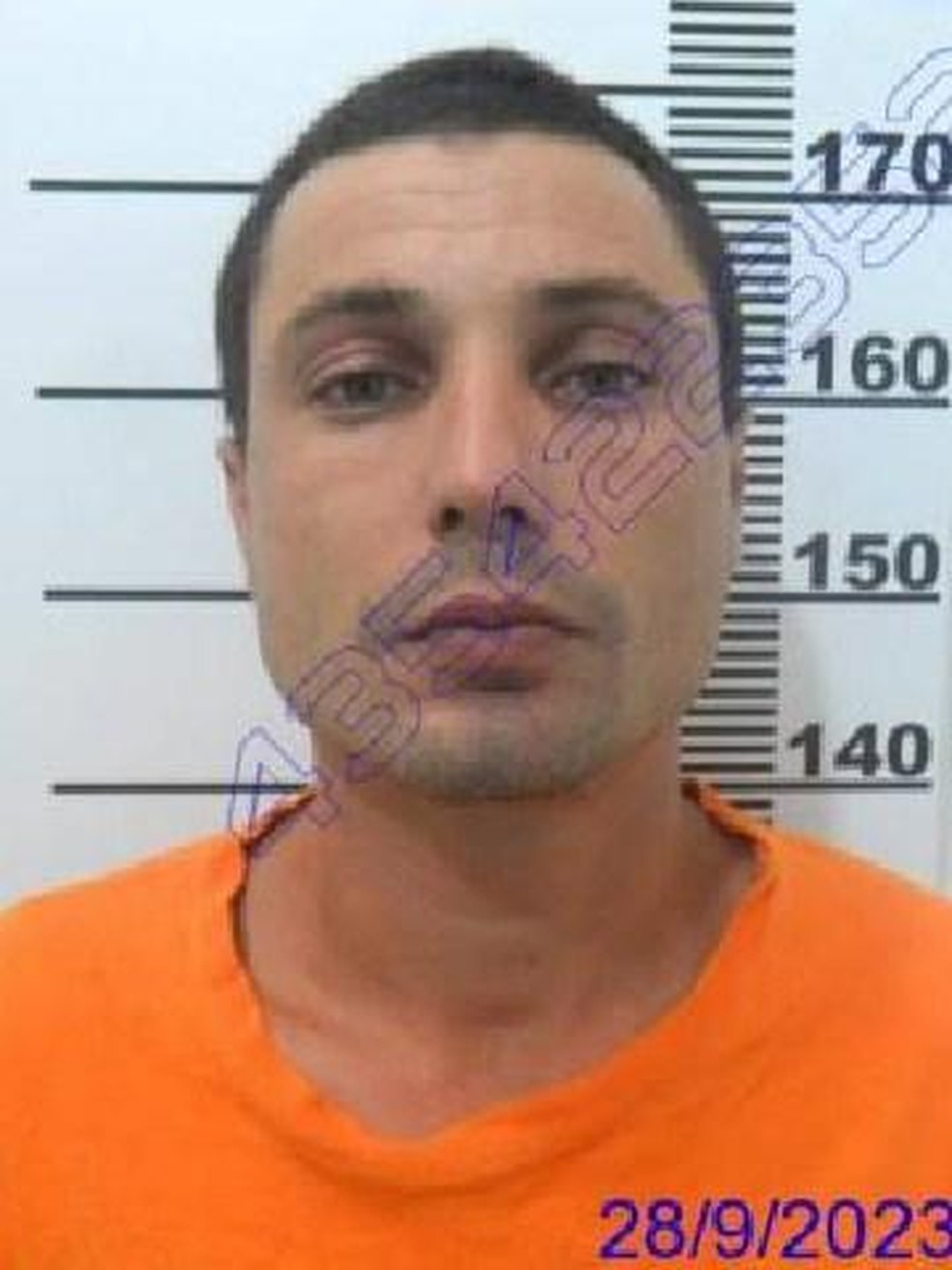 Antonio Francisco Conrado Neto tem três mandados de prisão contra ele — Foto: Polícia Civil/ Divulgação