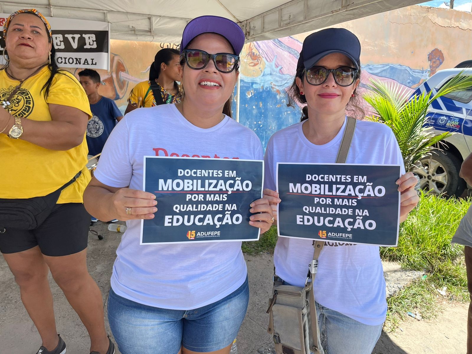 Dia do Trabalhador: sindicatos fazem protesto no Recife e pedem valorização dos servidores públicos