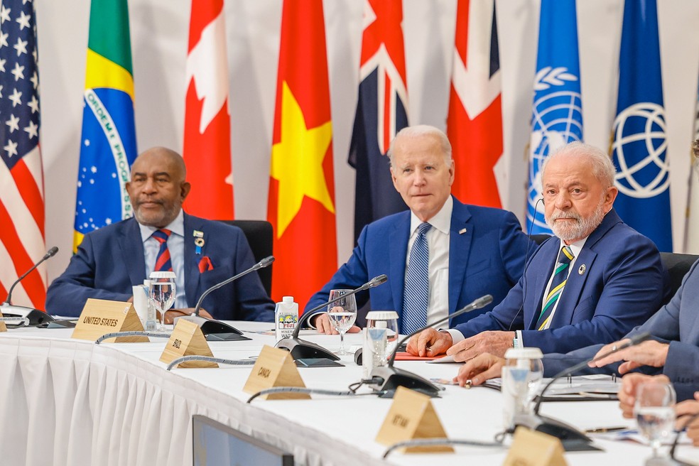 Lula e Biden durante reunião no G7, em Hiroshima, Japão — Foto: Ricardo Stuckert/Presidência da República