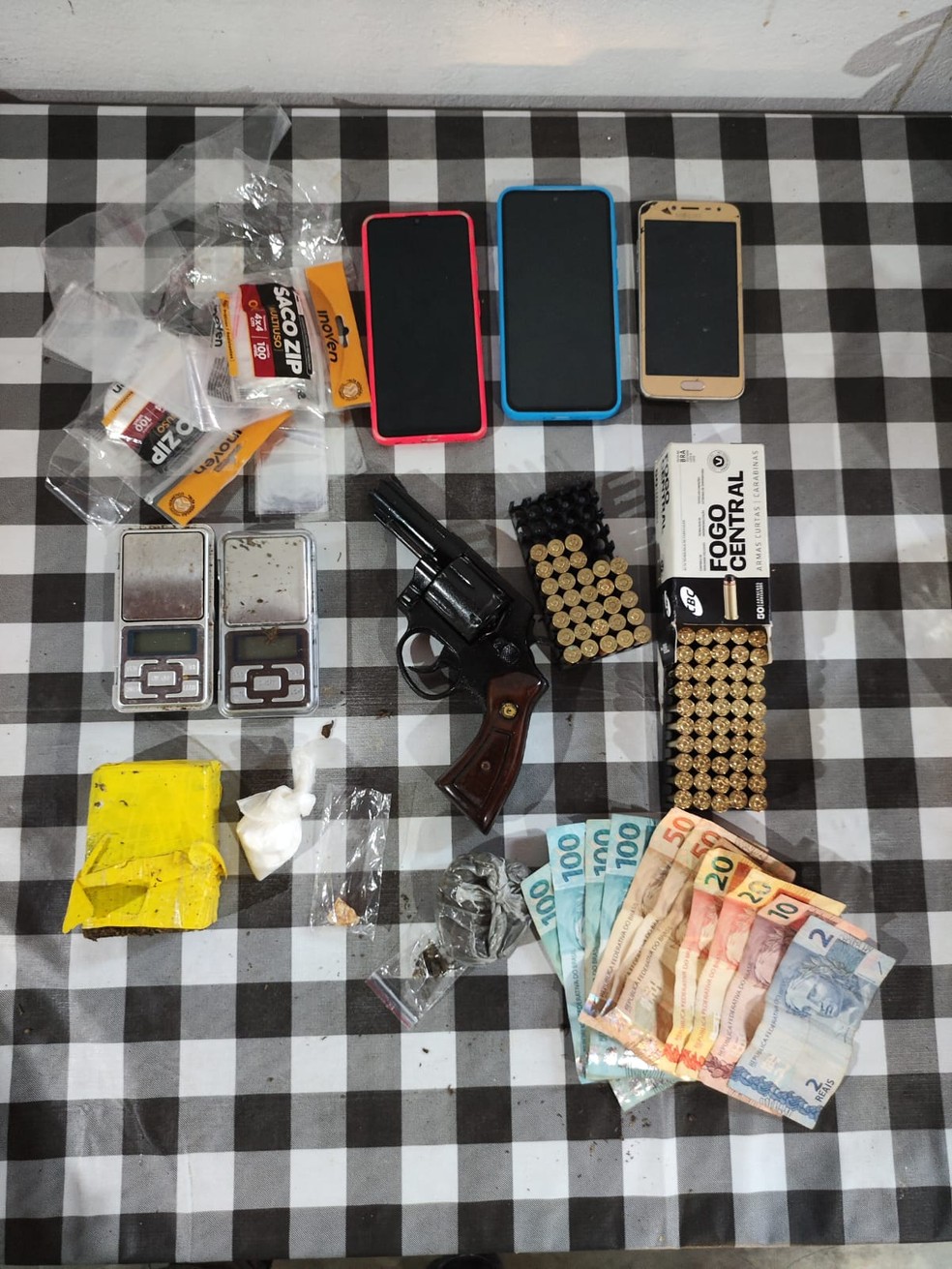 Materiais ilícitos foram apreendidos em operação do MPRN — Foto: MPRN