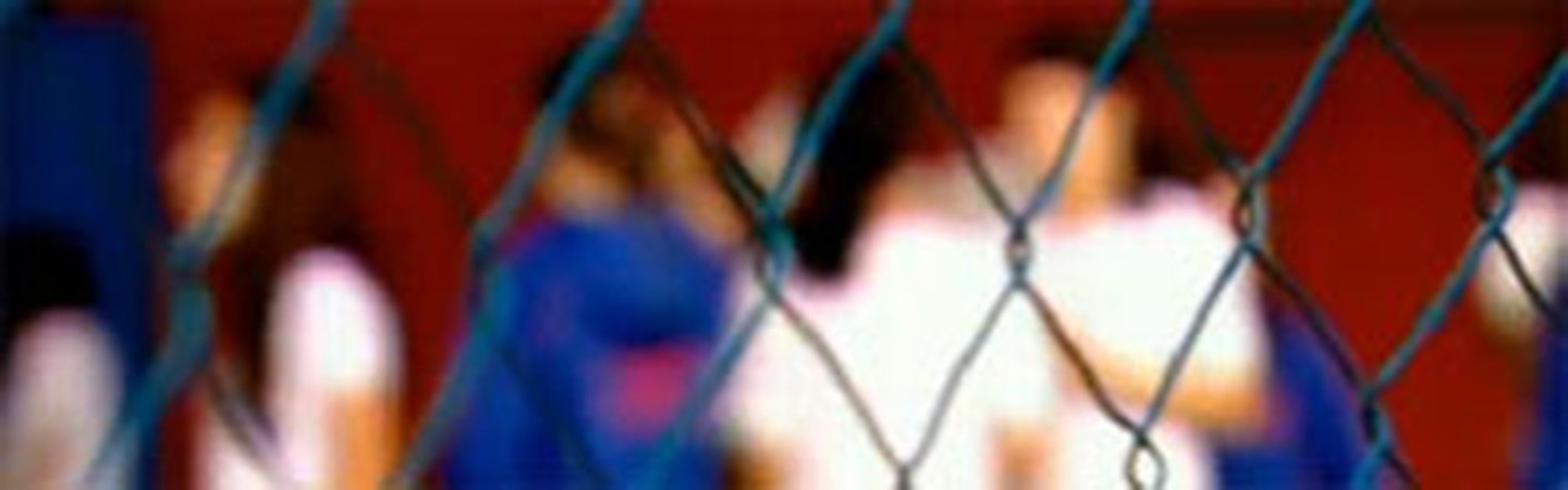 Mãe soube pela internet sobre agressão à filha autista perto de escola em Santarém: 'Ela chorou muito. Eu também chorei'