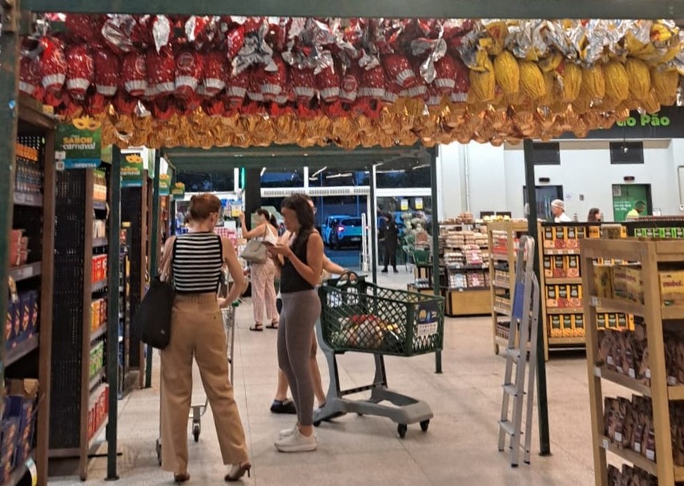 Ovos de páscoa ficam mais caros em Piracicaba e podem ser 'trocados' pela colomba — Foto: Claudia Assencio/g1