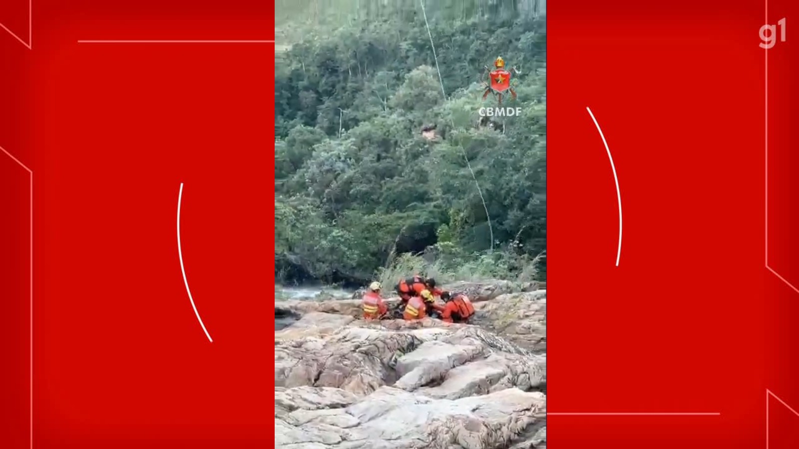 VÍDEO: Homem é resgatado após cair  em cachoeira na região de Sobradinho, no DF