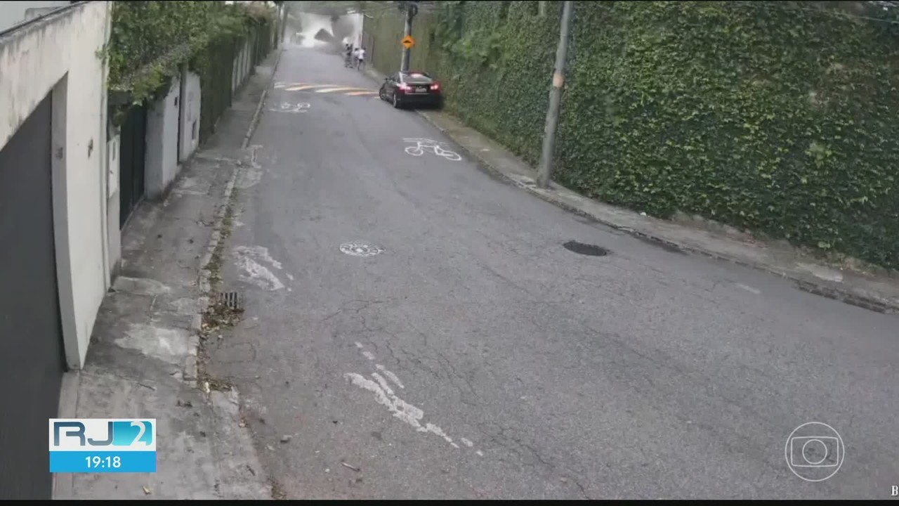 Ex-jogador do Botafogo é uma das vítimas fatais da queda de muro em Santa Teresa, no RJ