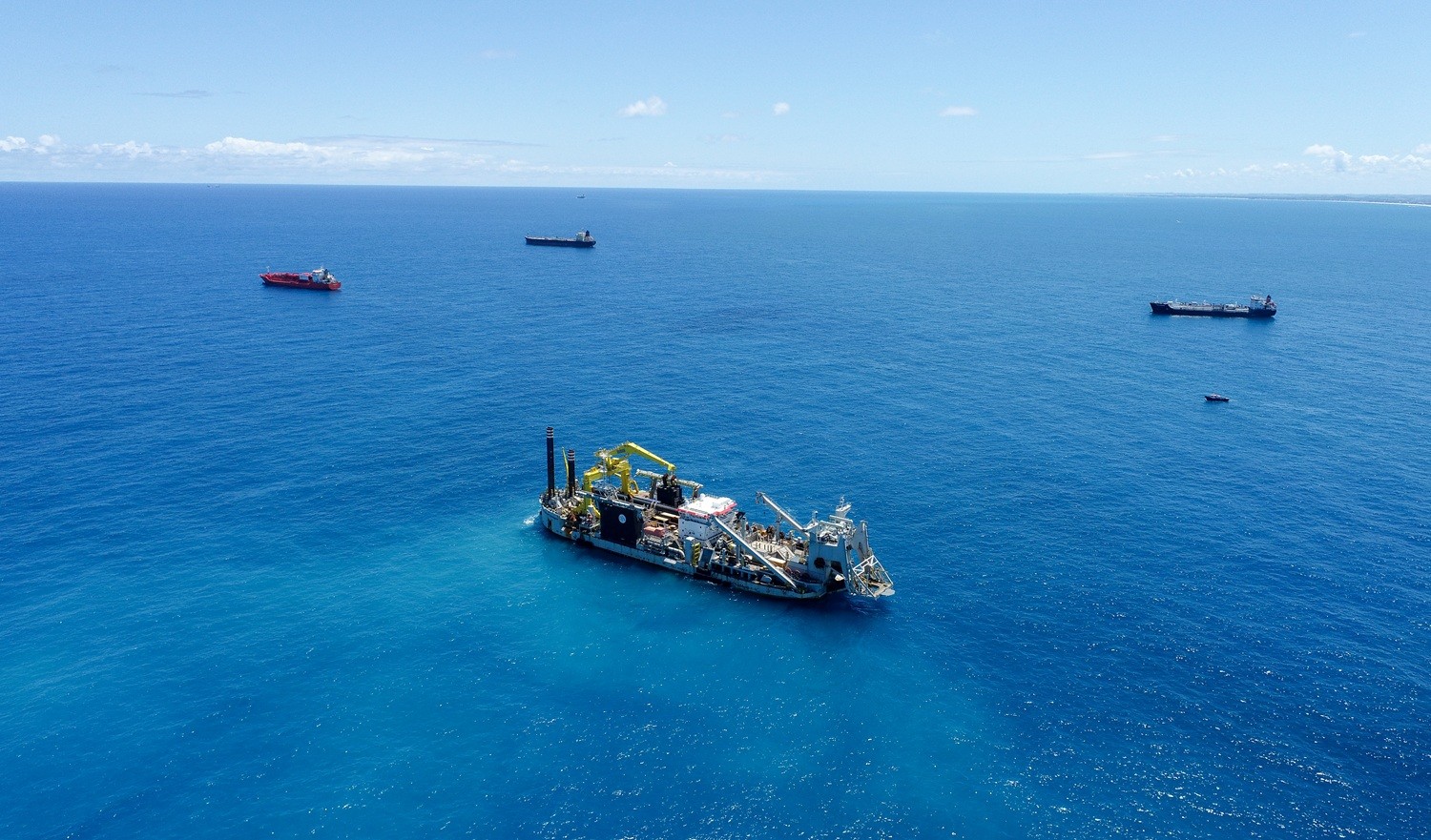Marinha homologa dragagem e Porto de Suape poderá receber maiores navios do mundo