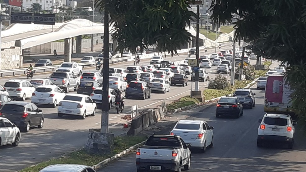 Trânsito em Natal (RN) — Foto: Sérgio Henrique Santos/Inter TV Cabugi