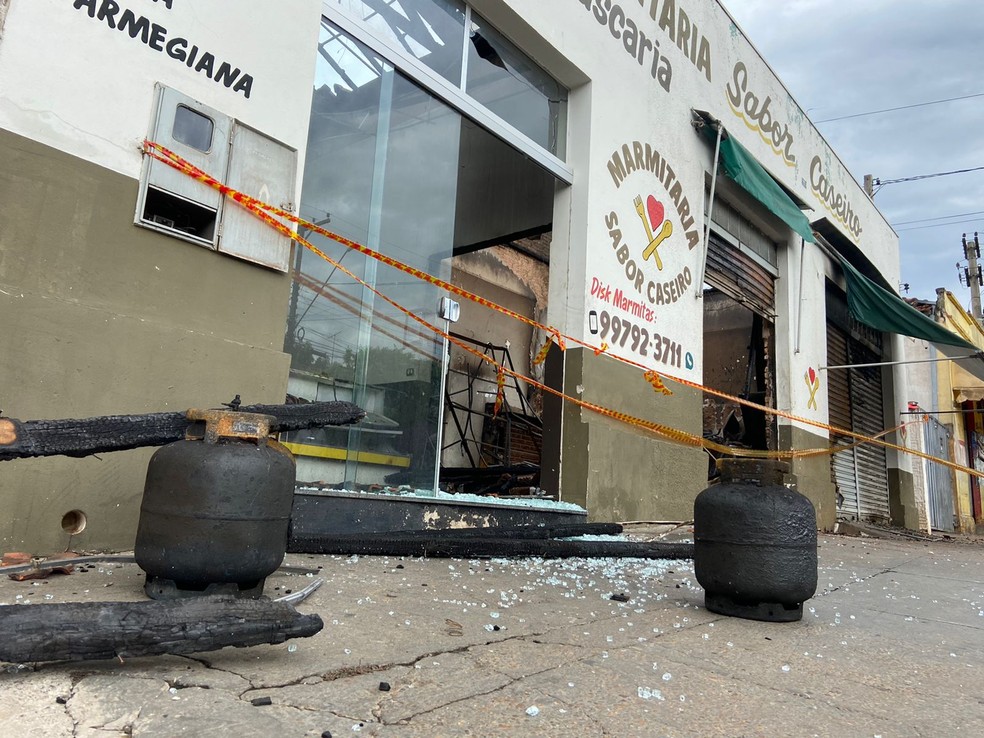Incêndio atinge marmitaria, em Dracena (SP) — Foto: Carlos Volpi/Portal Alta Paulista Já