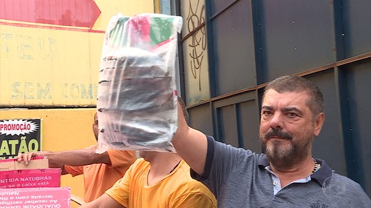 Tradicional entrega de peixes na Sexta-feira da Paixão completa 25 anos em Belo Horizonte - Programa: MG1 