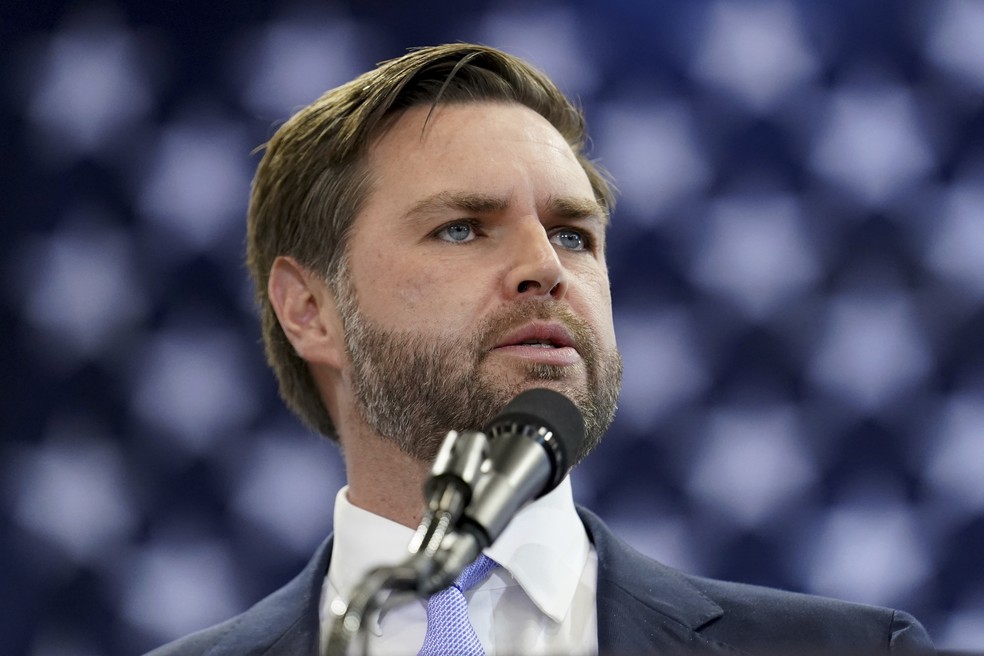 O senador JD Vance pode se tornar vice-presidente dos EUA — Foto: Matt Freed/AP