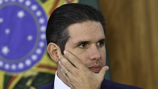 Motta paga fatura, pauta pacote da impunidade e bolsonaristas se preparam para anistia após julgamento no STF - Aliados do ex-presidente veem PEC das prerrogativas como primeiro passo para anistia. Grupo se animou após declaração do presidente do STF, Luís Roberto Barroso, de que tema "passa a ser uma questão política" após Bolsonaro ser julgado.