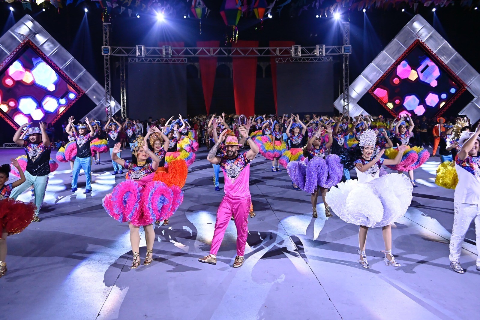 Dança e inclusão marcam a primeira noite do 67º Festival Folclórico do Amazonas