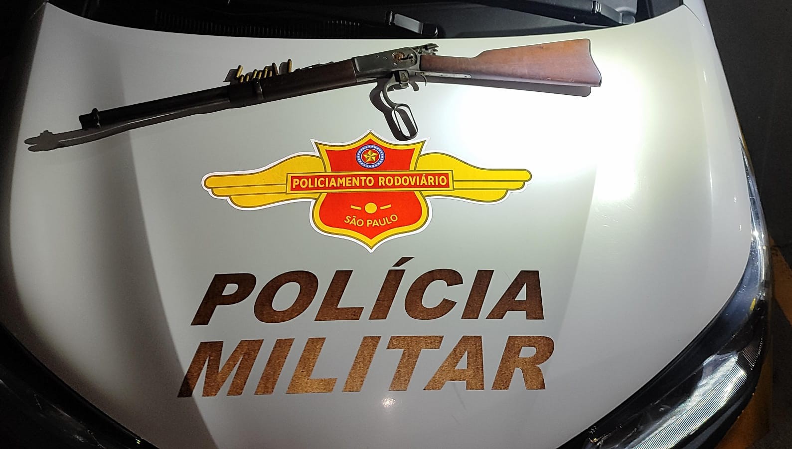 Motorista é preso em flagrante por porte ilegal de arma na rodovia SP-258 em Itapeva