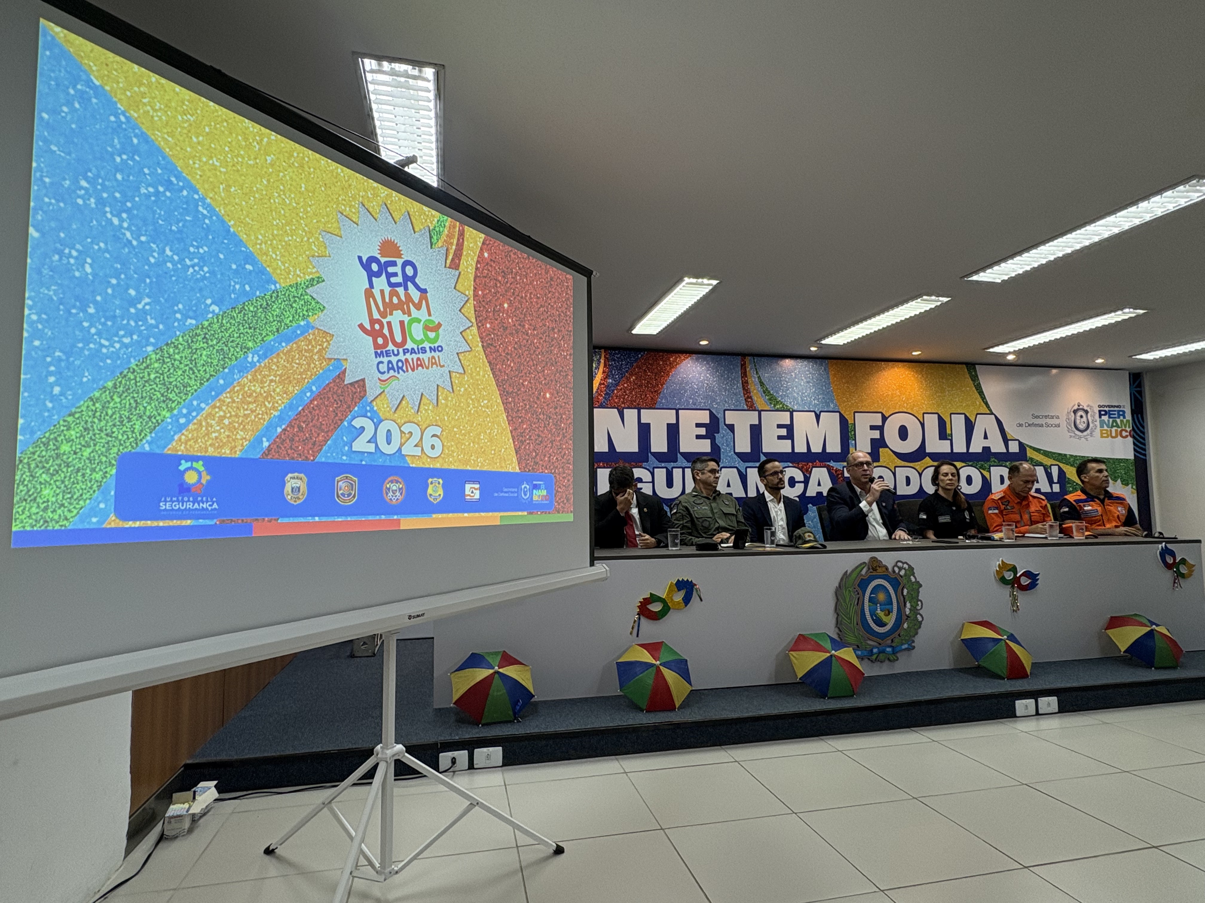 Carnaval em PE vai ter delegacias 24h, operação policial para o fim da festa e reforço na segurança