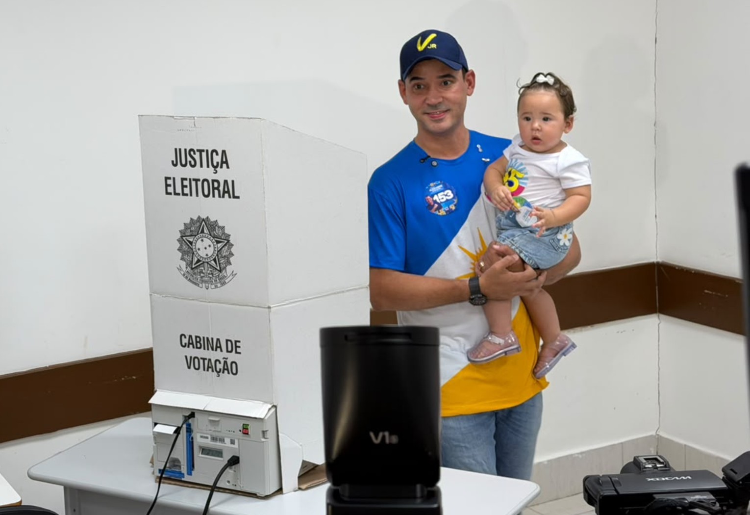 Vicentinho Júnior (PSDB) vota em Palmas
