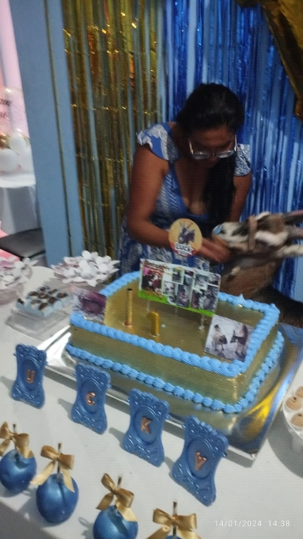 Mulher faz festa de aniversário para bode com direito a bolo e churrasco — Foto: Arquivo Pessoal/Marinalva Dionizio
