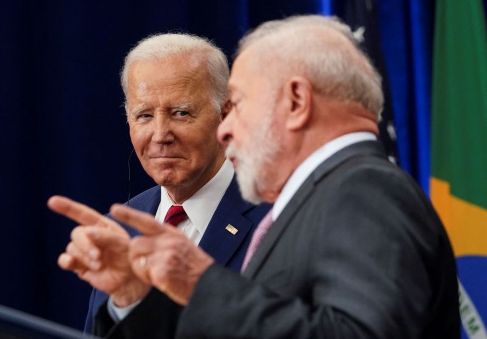 Joe Biden e Luiz Inácio Lula da Silva em encontro nos EUA — Foto: REUTERS