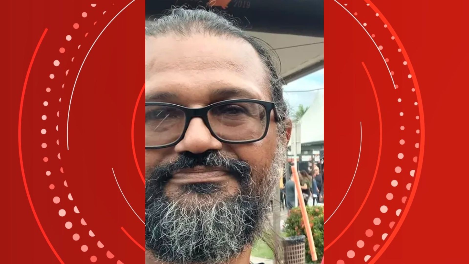 VÍDEO: Major da PM é preso após disparar contra casa de vizinha e ameaçar policiais em Guarapari
