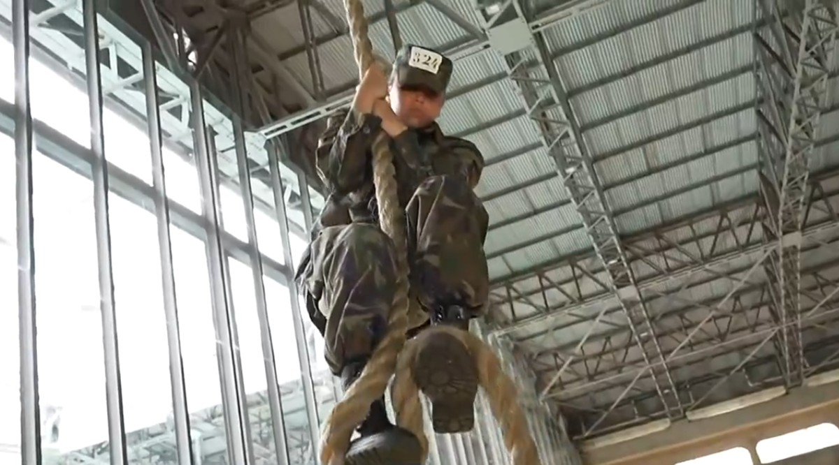 Dia da Mulher: Academia da Força Aérea forma primeira turma feminina da infantaria